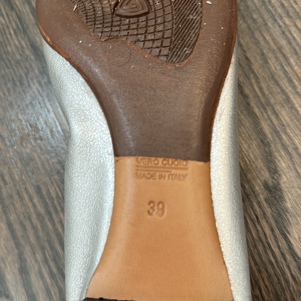 AGL cap-toe silver ballet flat 39 - Picture 6 of 6